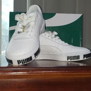 Puma Sneakers